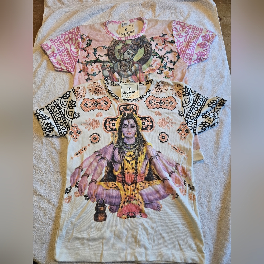 Jedzebel Tops